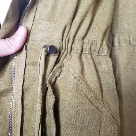 C & C California| Linen Cotton Safari Vest - Picture 8 of 9